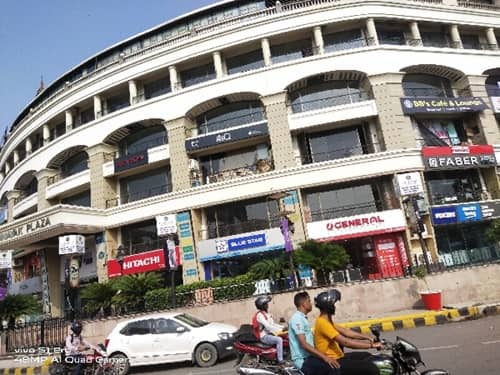 Vinayak Plaza, Varanasi